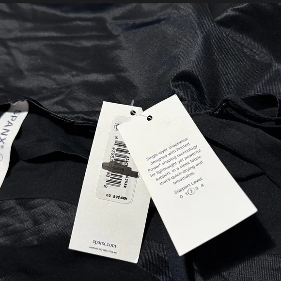 SPANXshape™ Invisible Black Cami ~ Medium ~ new with tags - Picture 7 of 10
